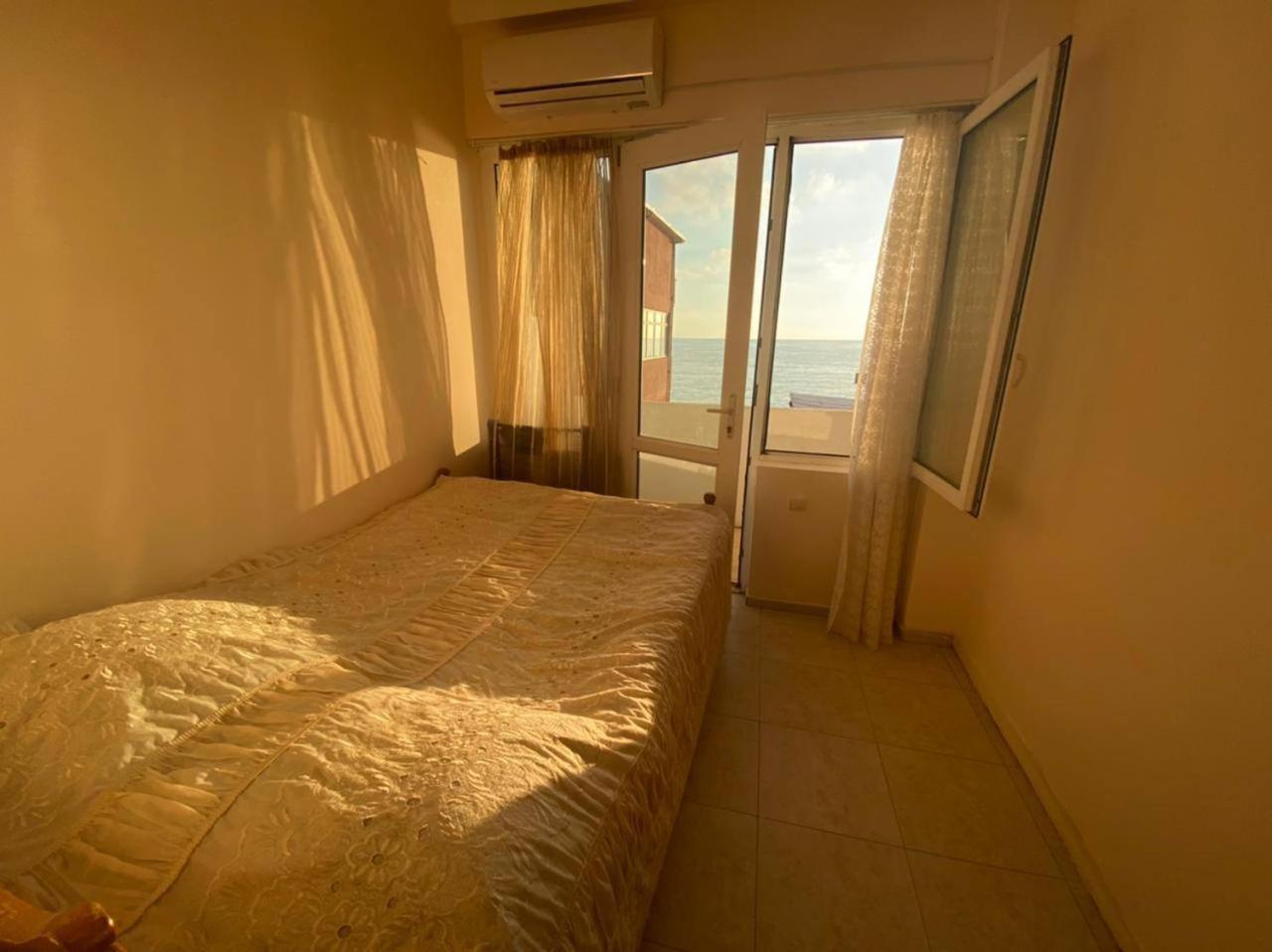 Guest House Orange Кобулеті Екстер'єр фото